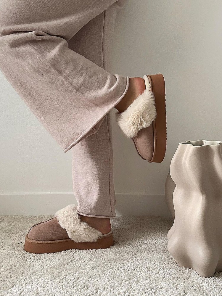 DANY MOCKA SLIPPERS