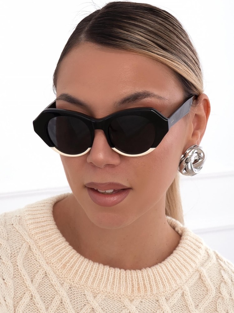 ANNAKEY VIDA BLACK SUNGLASSES