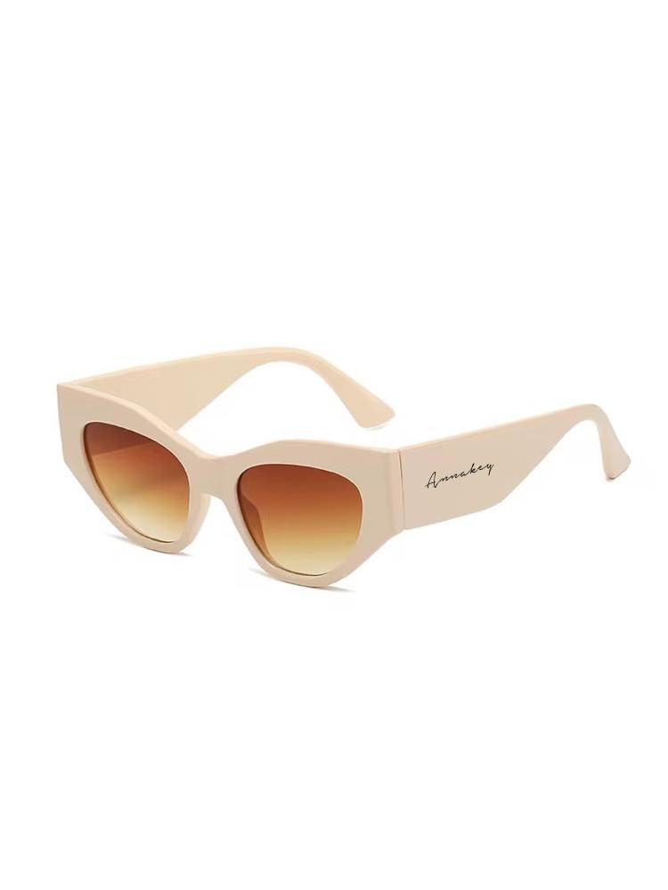 ANNAKEY MONIKA CREAM...